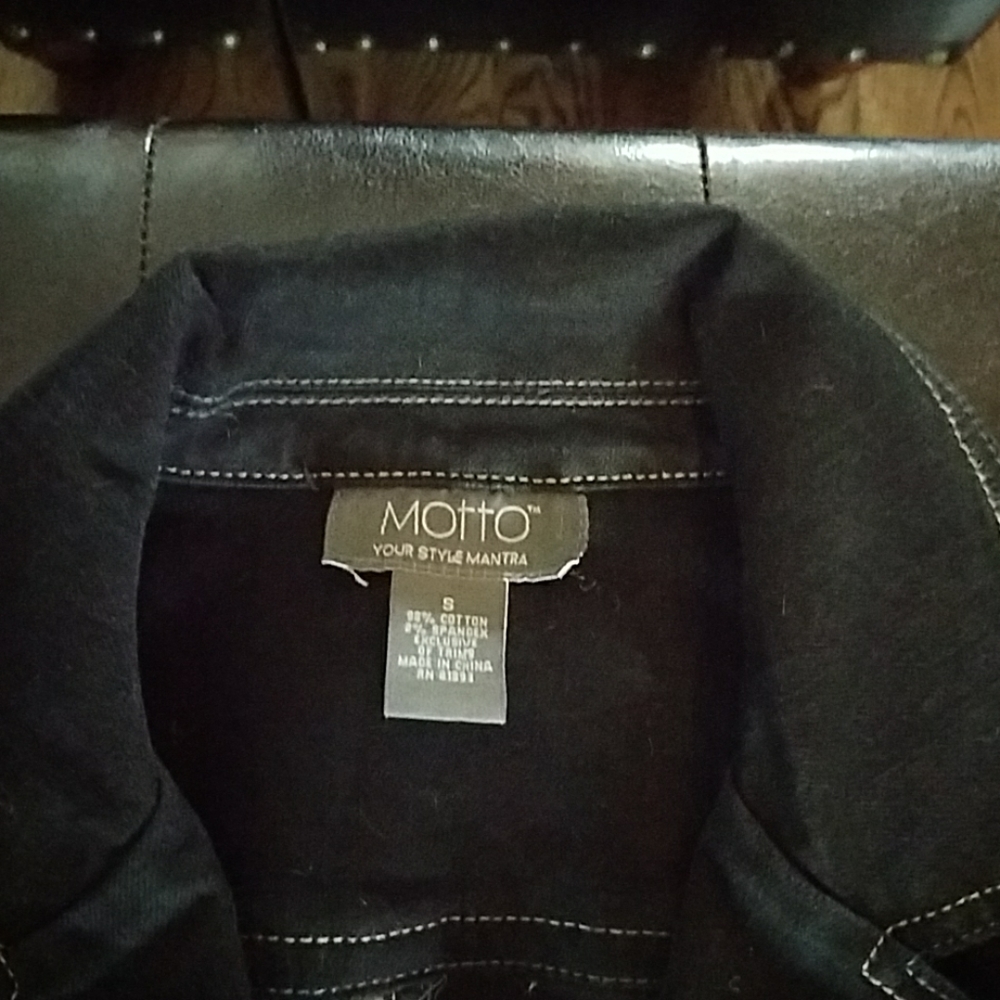 Motto small Black Jean Jacket - Picture 4 of 5
